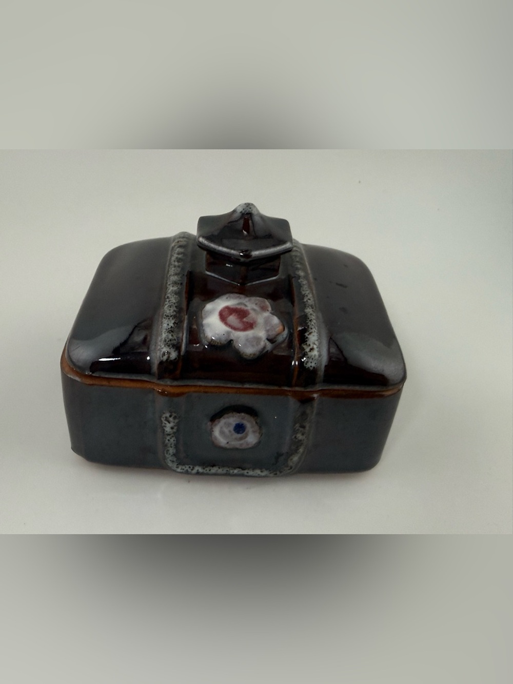 Vintage Japanese ceramic redware cigarette/trinket box
